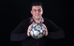 دروازه‌بان اسبق استقلال در بستر بیماری