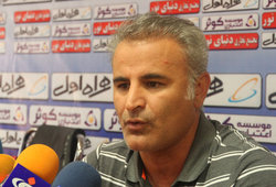 برای موفقیت مقابل استقلال با منصوریان جلسه داشتیم