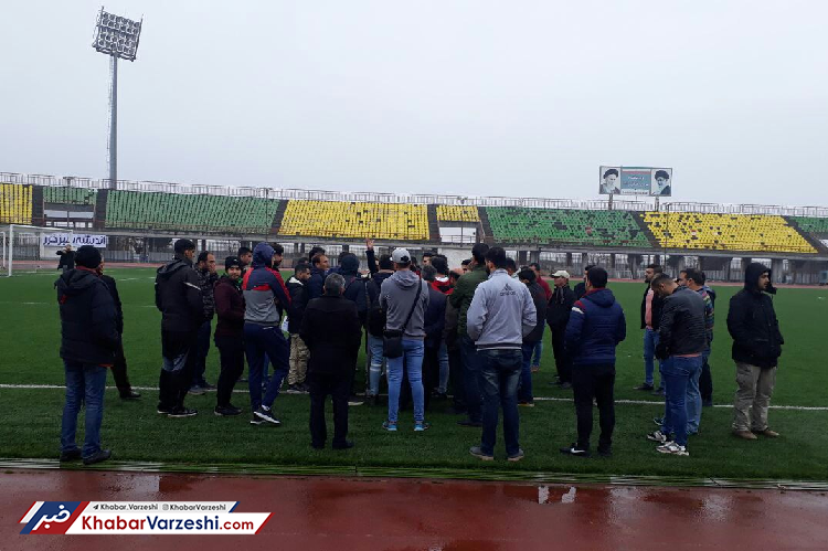 بازیکنان سپیدرود به خاطر جادوگر اعتصاب کردند