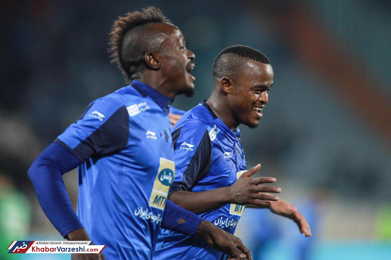 جباری: منشا به اعصابش مسلط باشد