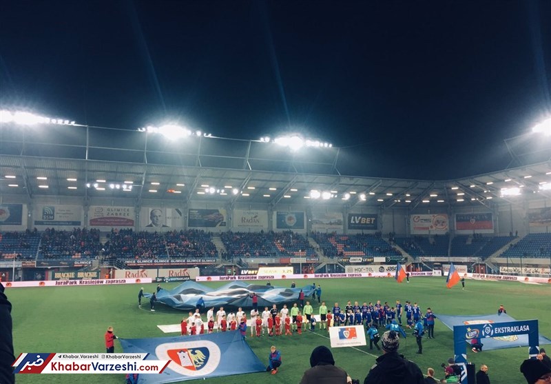 شکست اشلانسک در حضور احمدزاده