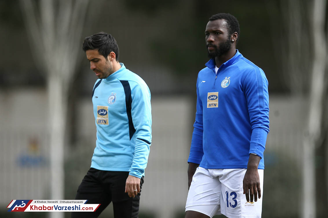 ایسما با استقلال به دنبال آقای گلی