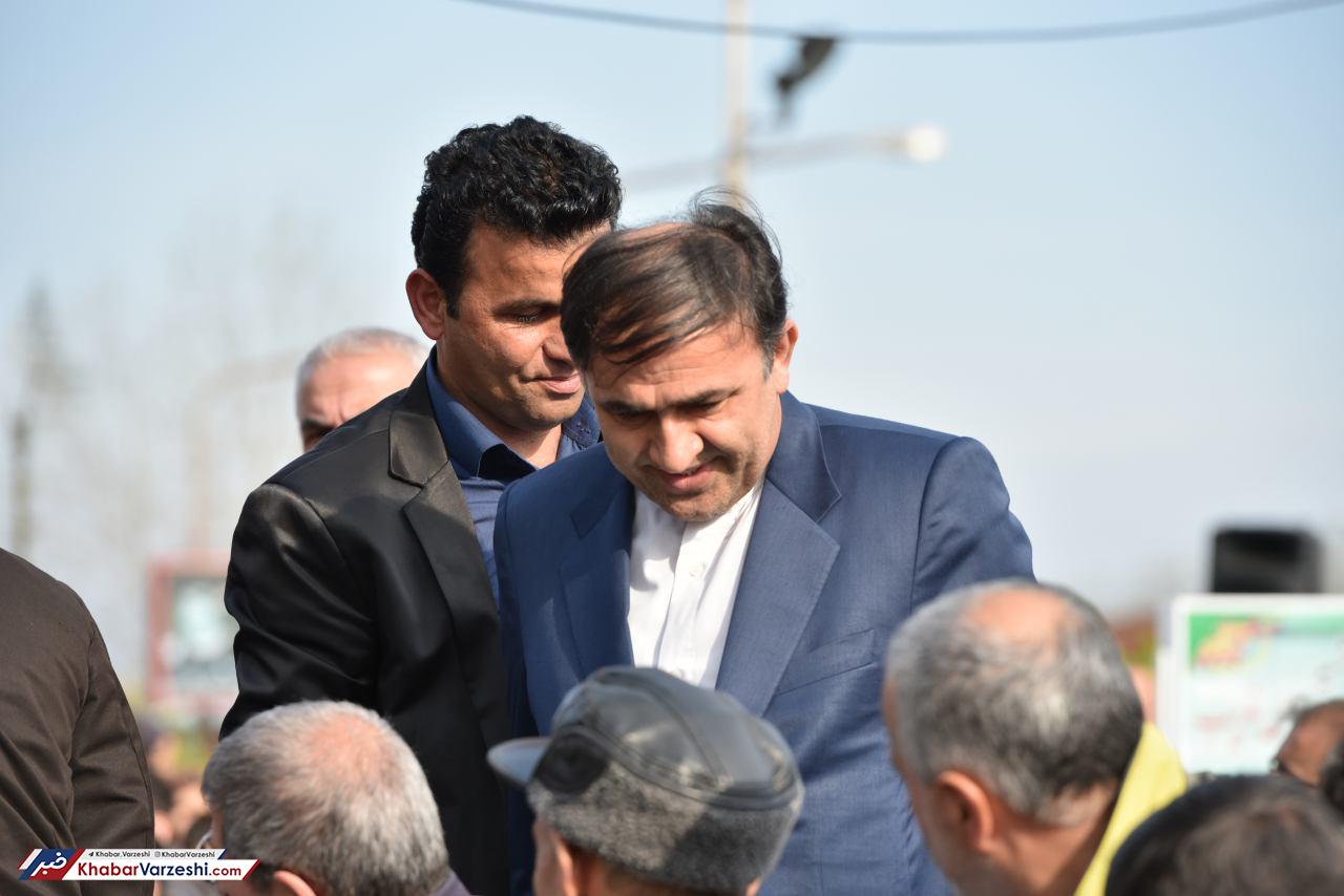 برای صداوسیما متاسفم که به پست رحمتی در فضای مجازی می‌پردازد