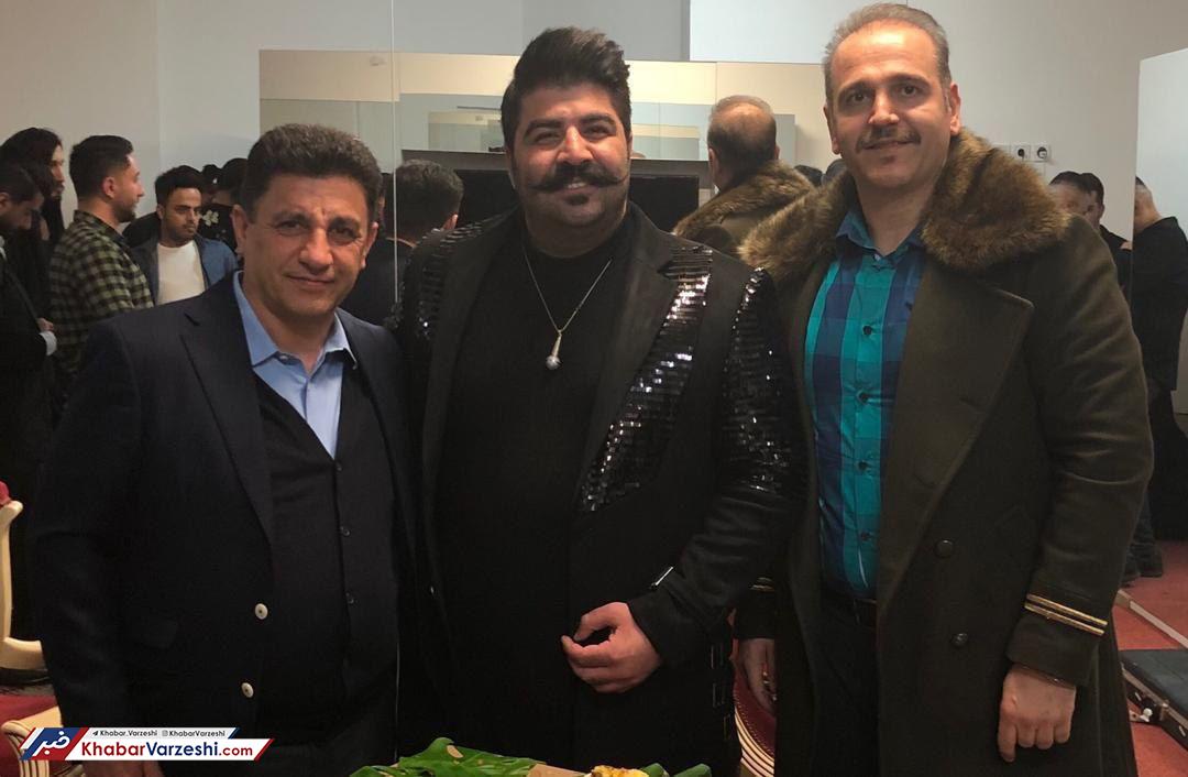 عکس| قلعه نویی در کنسرت یک خواننده گلزن!