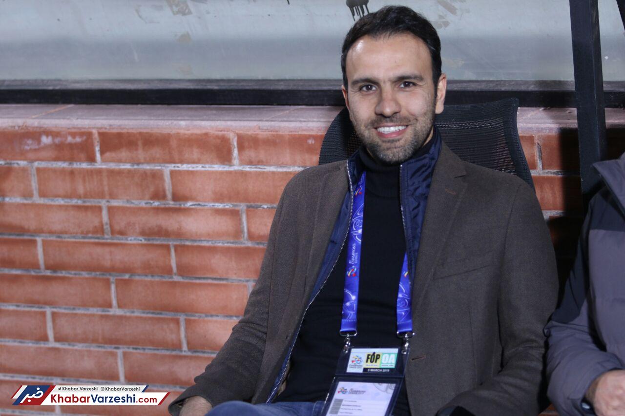 خلیلی: باید کار را به سیاسیون سپرد تا شرایط بهتر شود