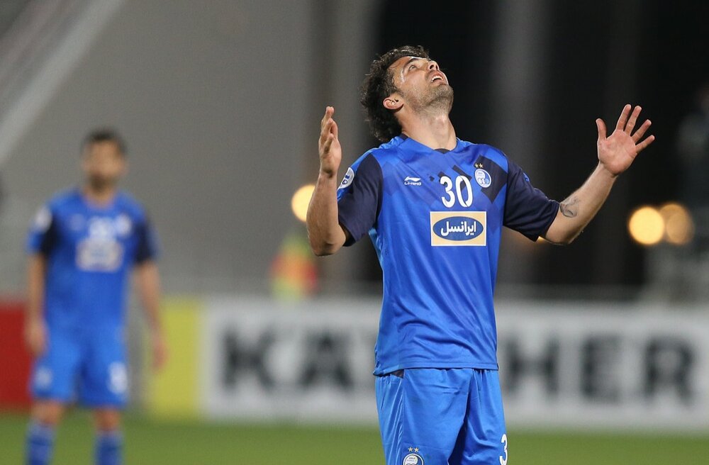 طعنه نورافکن به فدراسیون بابت فشردگی بازی‌ها