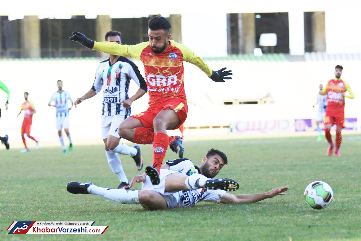 گزارش تصویری| توقف گل ریحان در خانه قشقایی شیراز