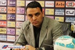 فتاحی: اگر پرسپولیس بخواهد می‌تواند یکشنبه بازی کند