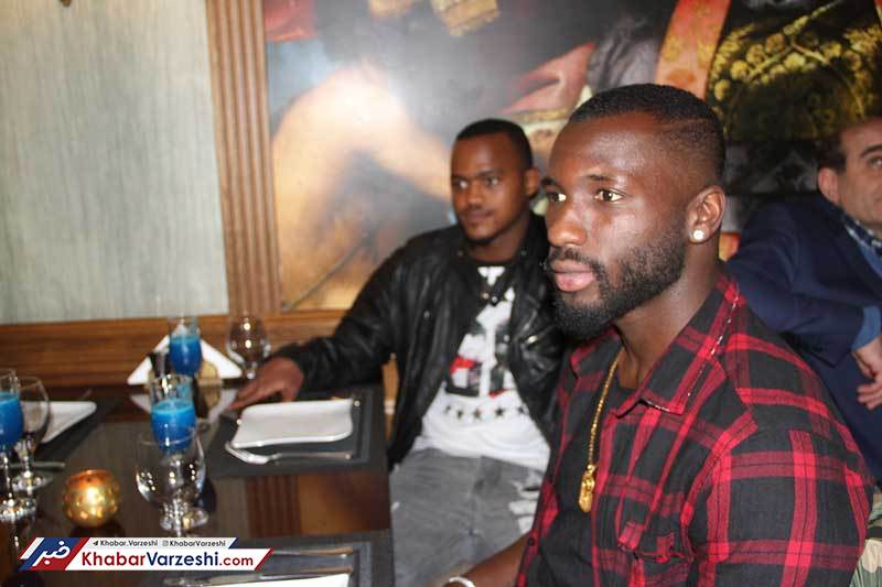 ایسما: دوست دارم آزادی را یکدست آبی ببینم