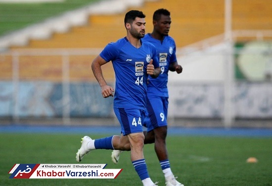 مدافع استقلال همچنان دور از ترکیب