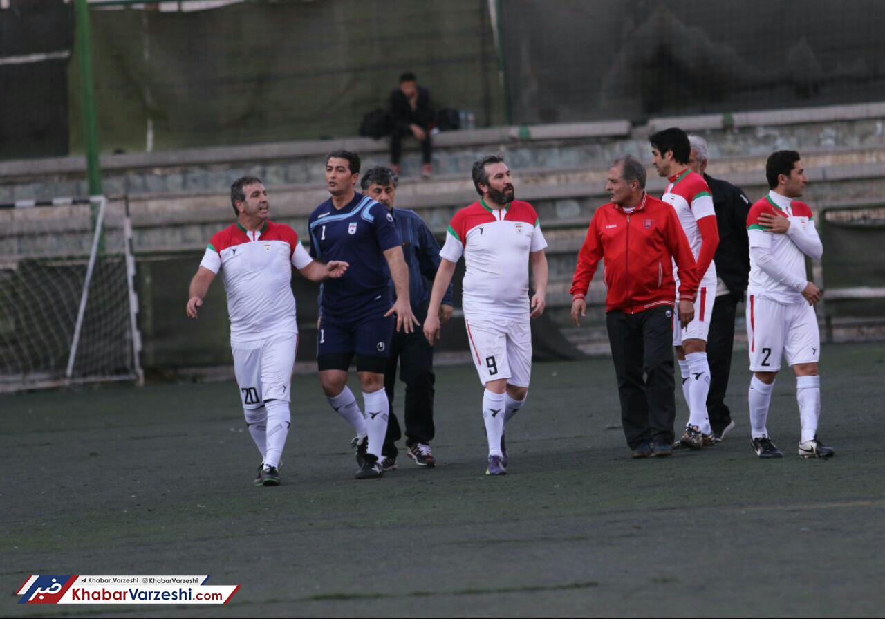 تصاویر| جزئیات درگیری۲ پیشکسوت پرسپولیس در بازی دوستانه