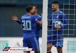 ادامه صدرنشینی یاران محرمی با اختلافی قاطع