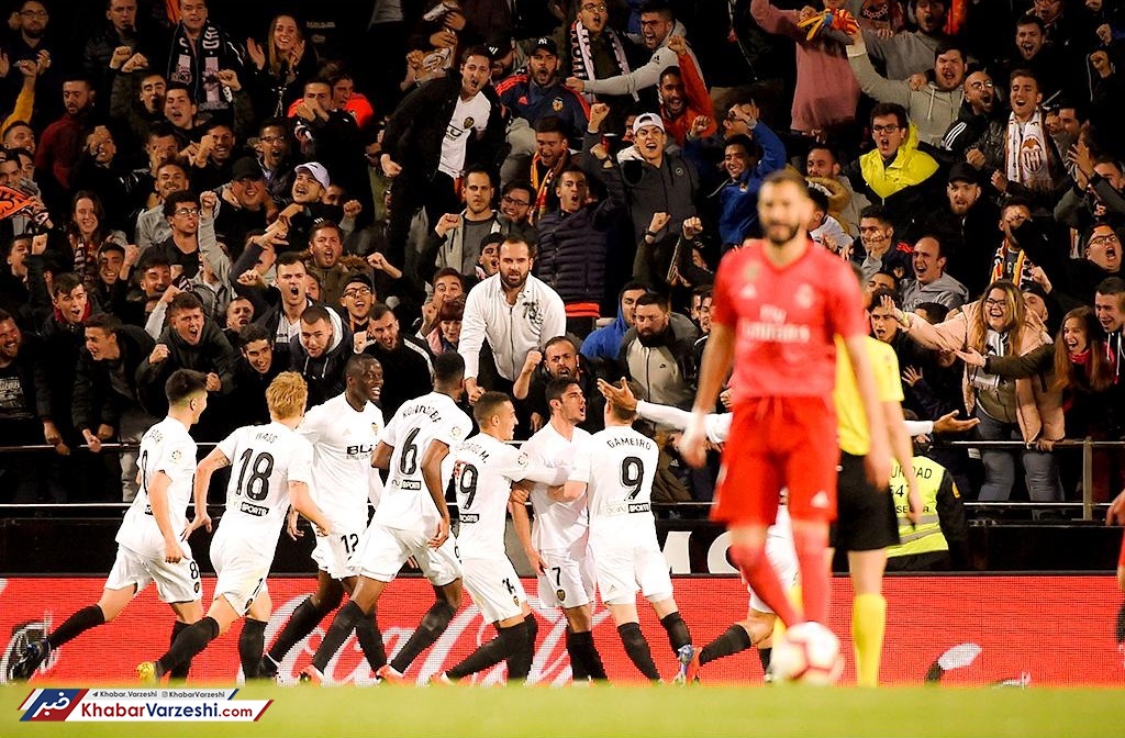 اولین باخت زیزو برابر خفاش‌ها