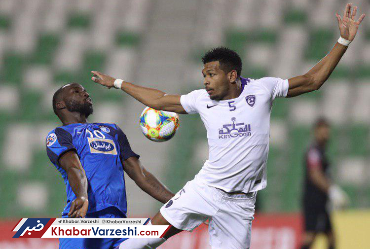 سرمربی حریف استقلال فعلا ماندگار شد