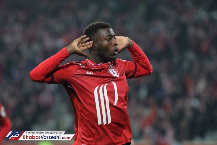 مار افعی بزرگ به‌دنبال دزدیدن جواهر لیل!