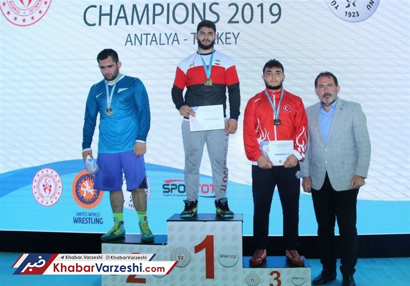 سومی تیم کشتی آزاد ایران با کسب ۳ مدال طلا و ۴ برنز