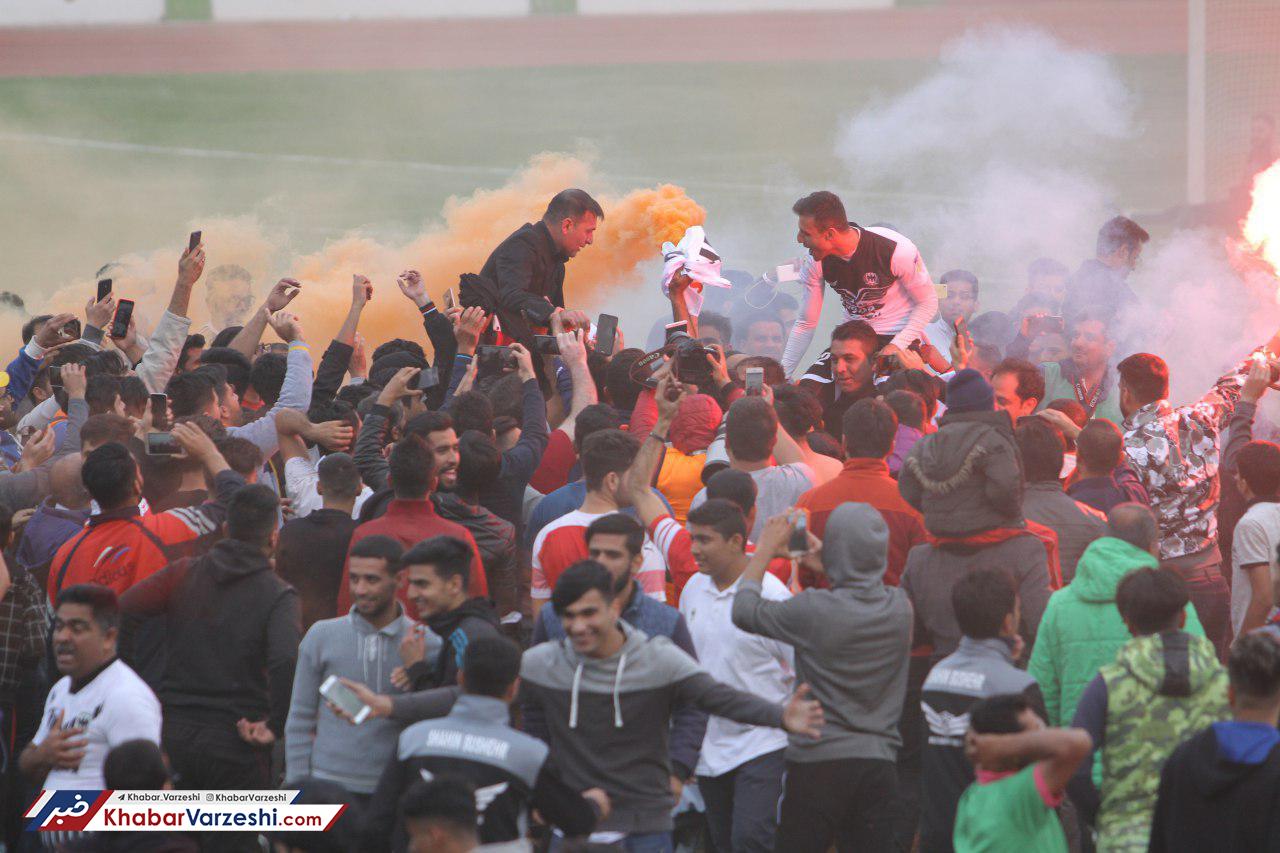 گزارش تصویری| جشن صعود شاهین شهرداری بوشهر به لیگ برتر