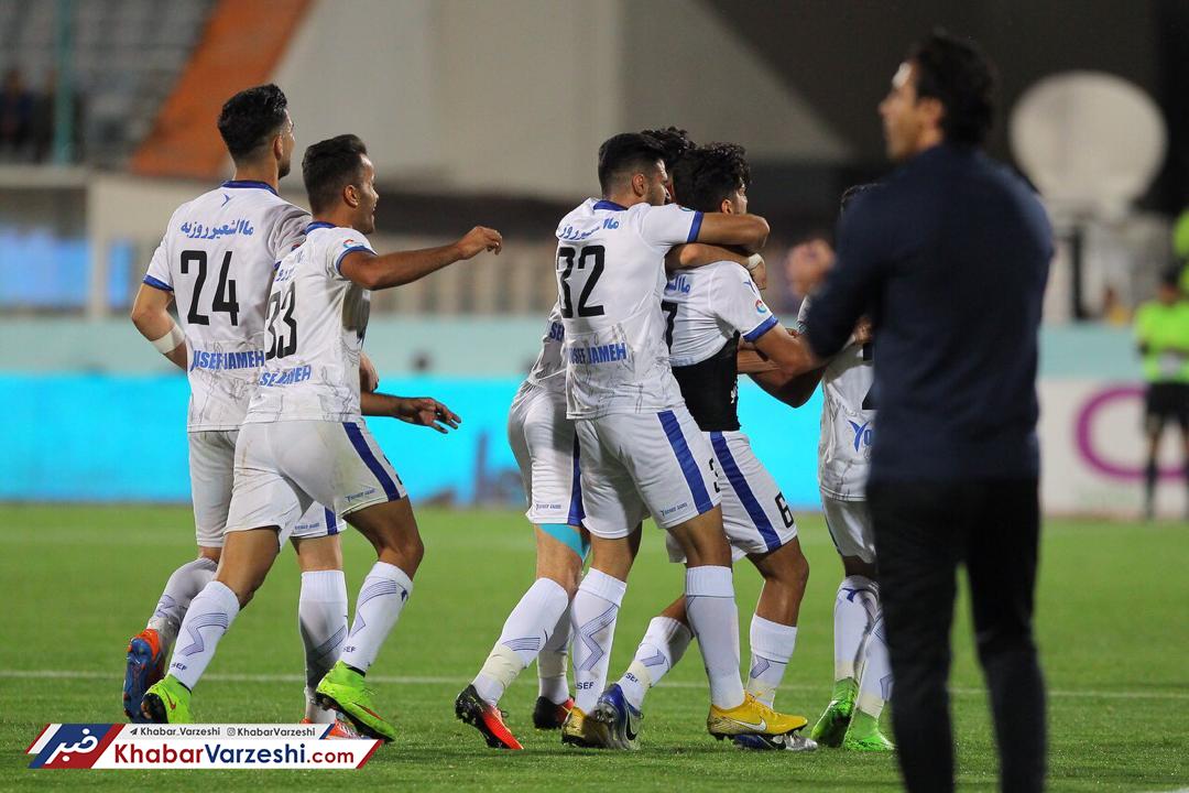 کلانتری: زورمان به استقلال نرسید