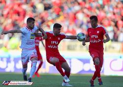 یک نفر در تبریز بازیکنان بومی را فراری می‌دهد!