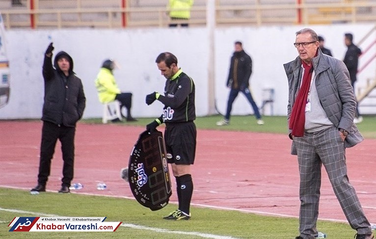 تراکتورسازی با لیکنز به ته خط رسید