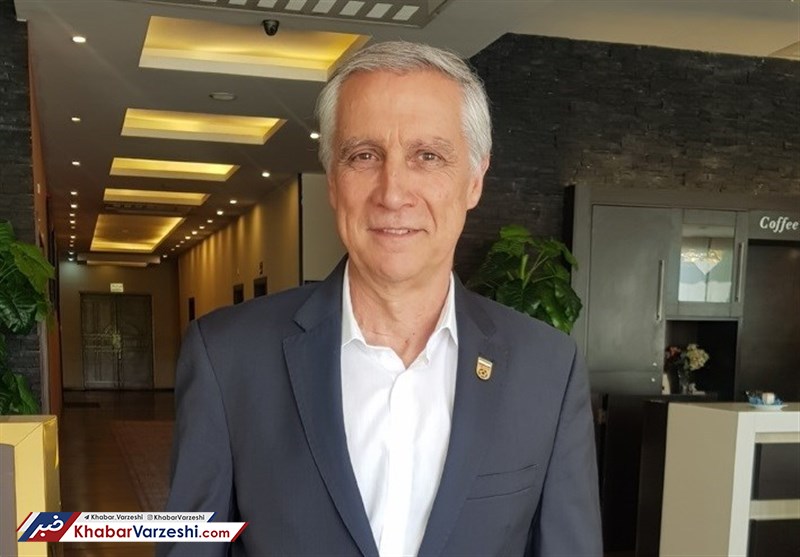 استقبال از مربی تیم ملی فوتبال در اهواز