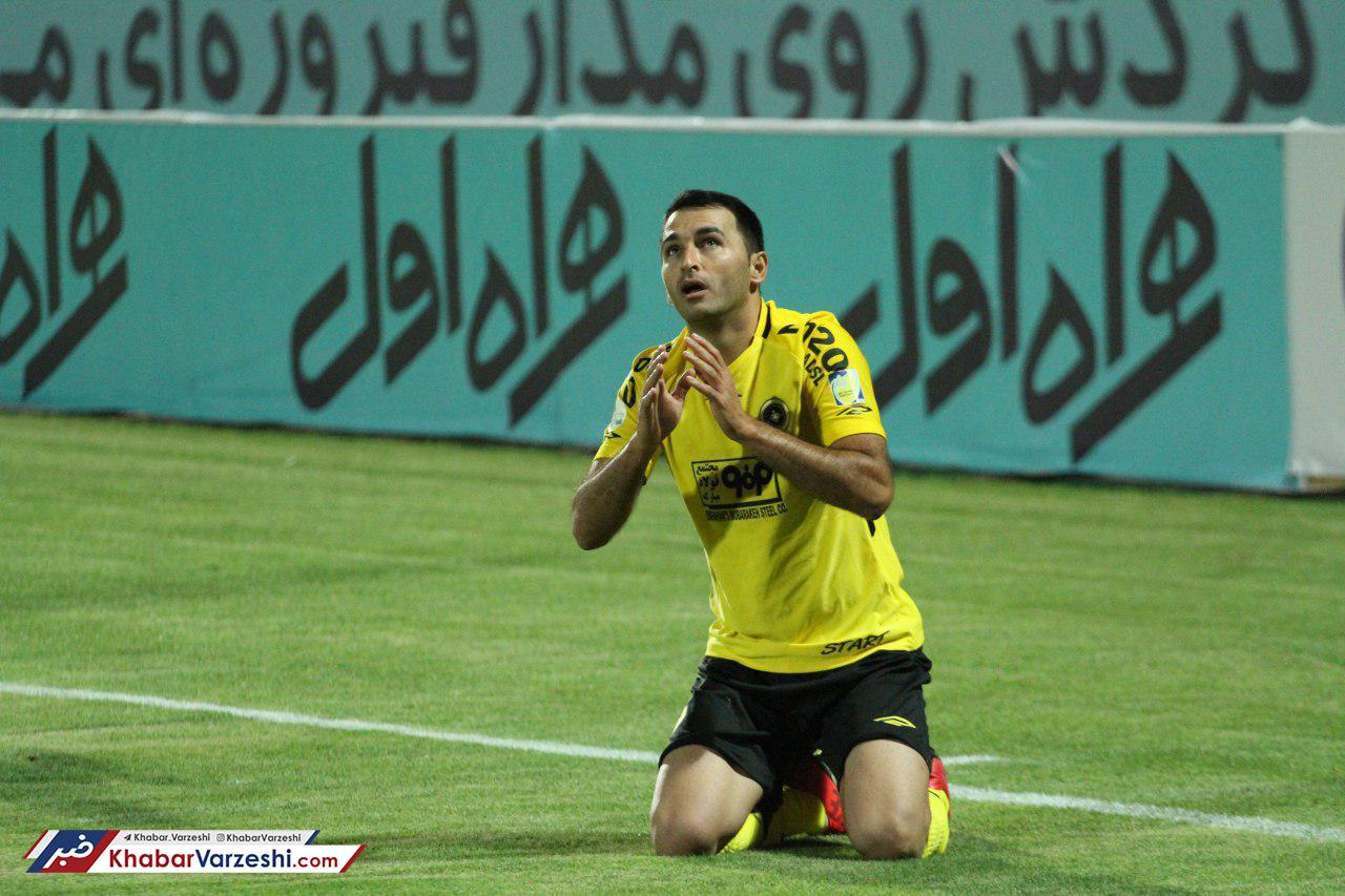 پورقاز: ویلموتس لیگ را ببیند!