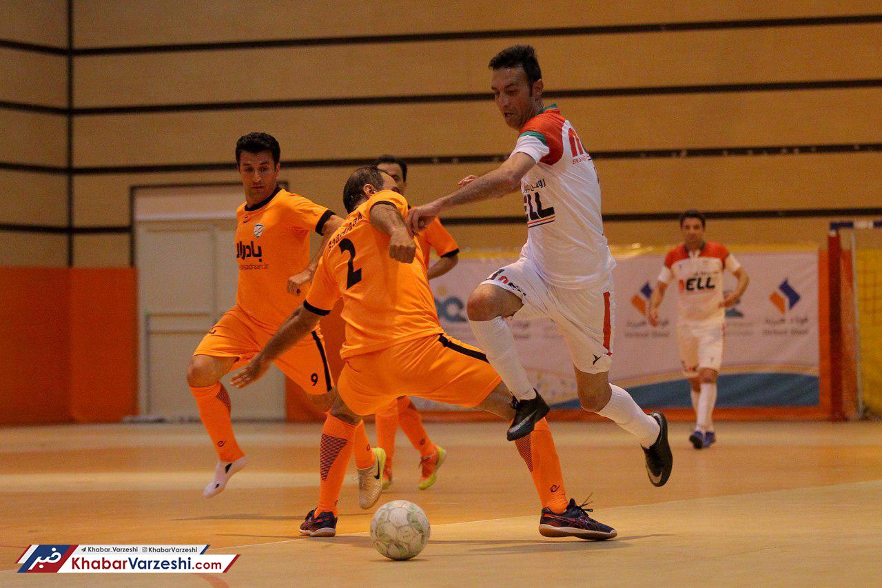 گزارش تصویری| شکست منتخب ۹۸ در نیمه نهایی جام رمضان مقابل بادران