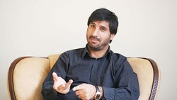 بد نیست نوازی نگاهی به افتخارات من داشته باشد