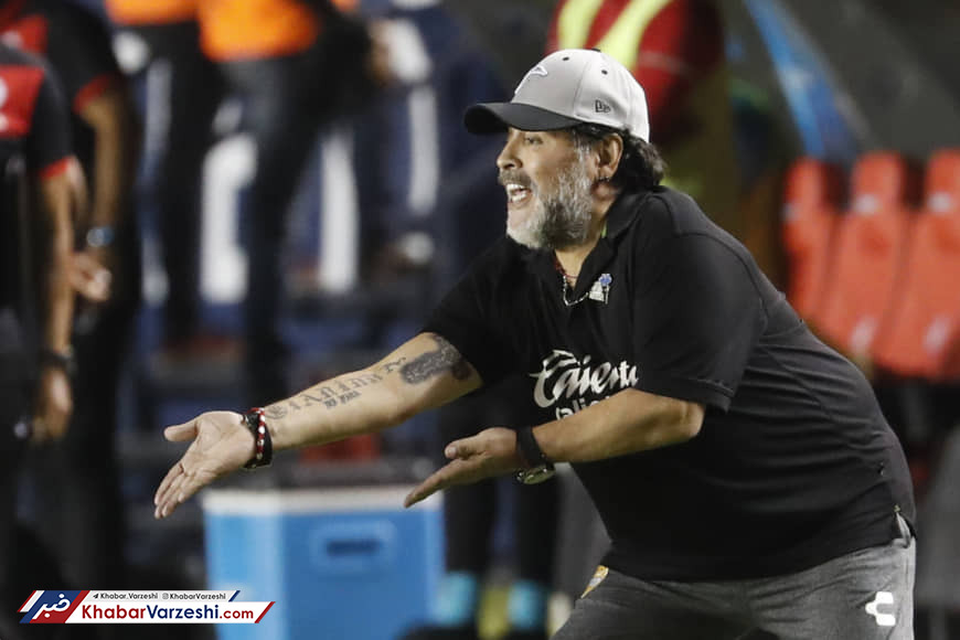 مارادونا: حتی تونگا هم آرژانتین را شکست می‌دهد!