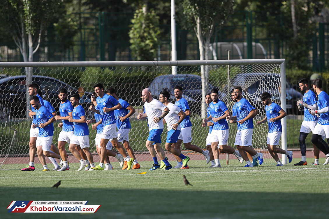 تصمیم ضربتی در استقلال؛ خرید خارجی ممنوع!