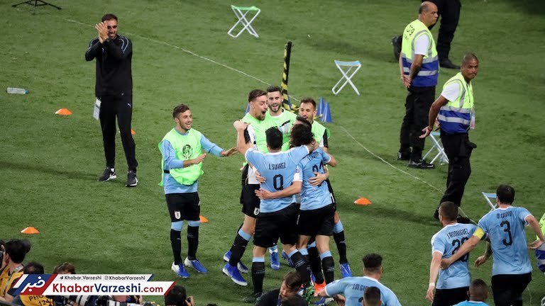 اروگوئه راه صدر را پیدا کرد، قهرمان حریف کلمبیا شد