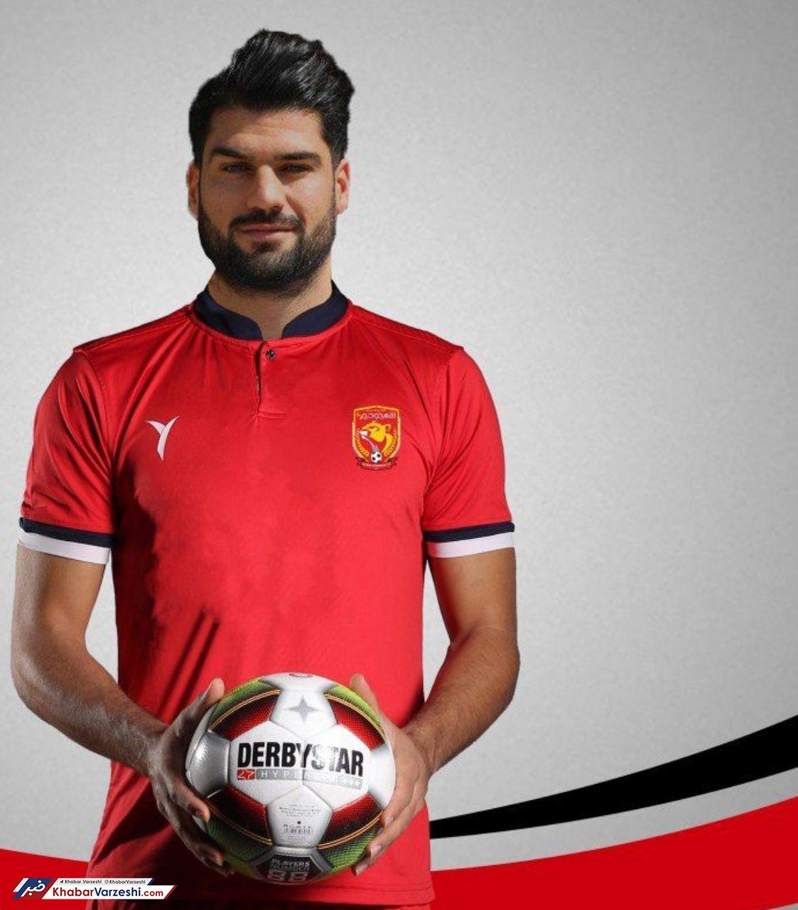 عکس| مدافع استقلال به شهرخودرو پیوست