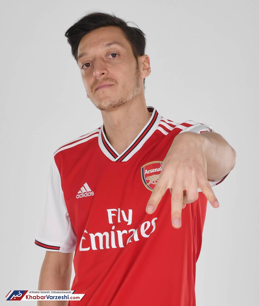 تصاویر| توپچی‌ها آدیداس‌پوش شدند