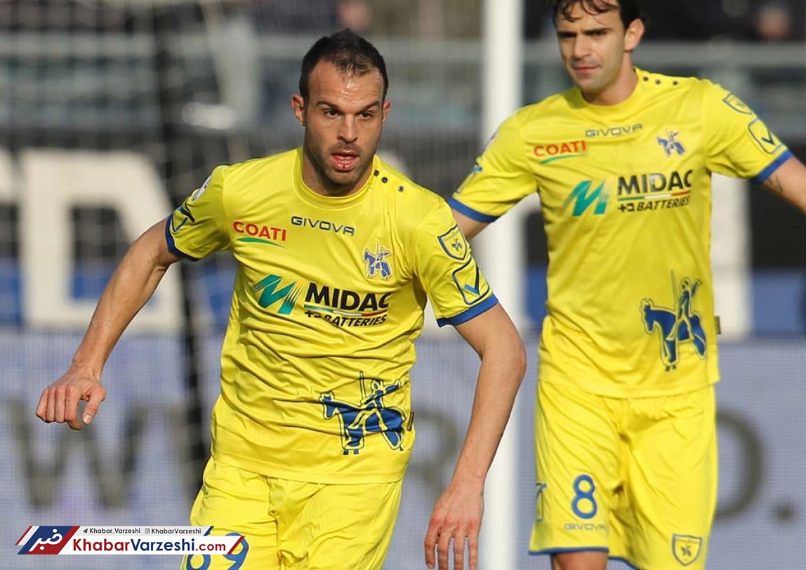 استقلال برای گل‌نزن خارجی سقف تعیین کرد