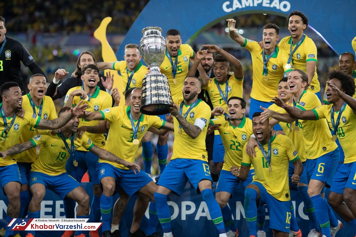 آلوس: با مسی مخالفم، ما زحمت کشیدیم