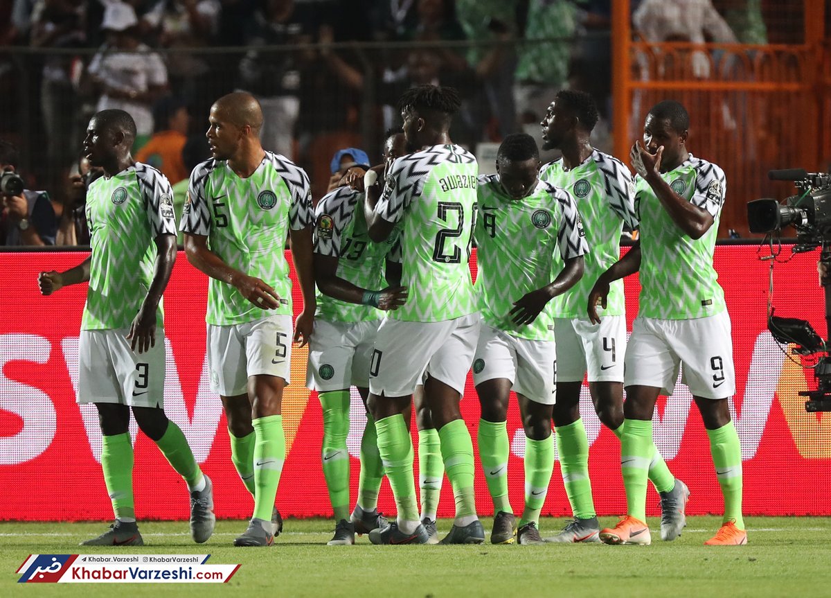 آفریقای جنوبی توسط عقاب‌ها شکار شد