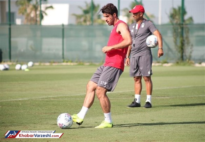 احتمال جدایی انصاری‌فرد از ناتینگهام فارست