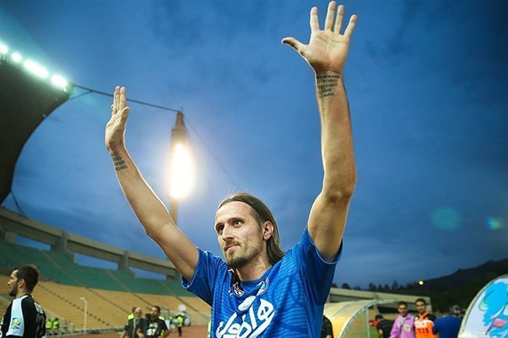 پرو پییچ کنار ساحل به ۴۳۰ هزار دلار پول رسید!