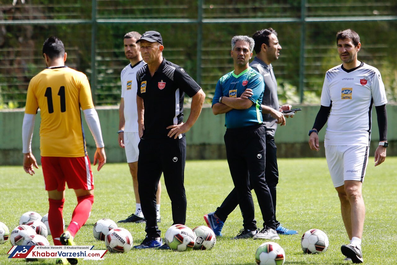 کادر فنی پرسپولیس در راه اسپانیا