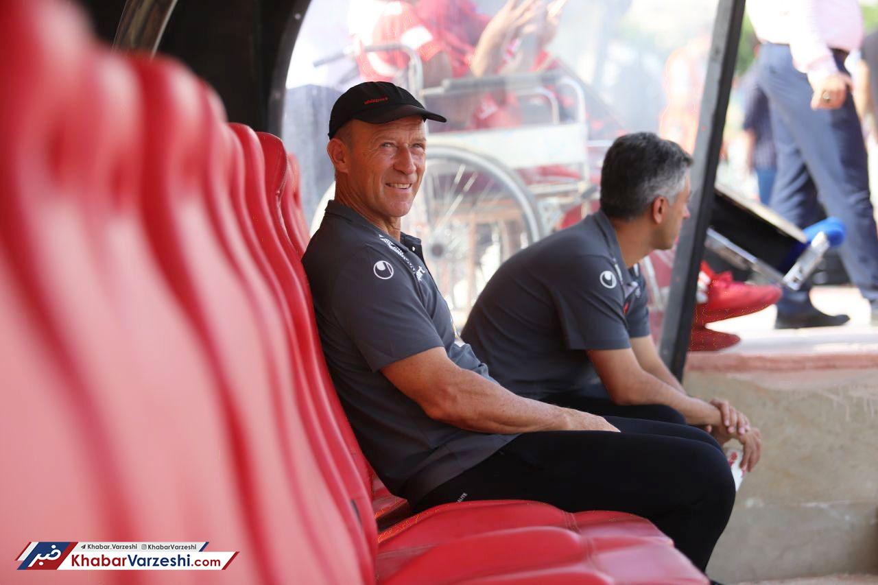 کالدرون: لیگ دیرتر شروع شود به نفع ماست