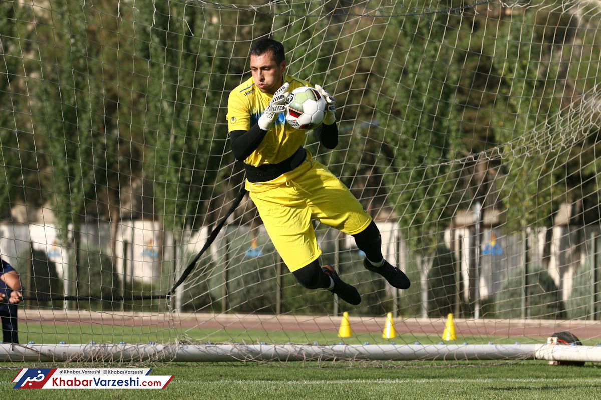 استعلام باشگاه استقلال به خاطر خرید جدید