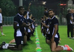 درگیری عجیب مهاجم ذوب‌آهن در پرواز هواپیمایی قطر