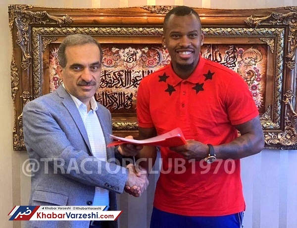 مهاجم فرانسوی تراکتور وارد تبریز شد