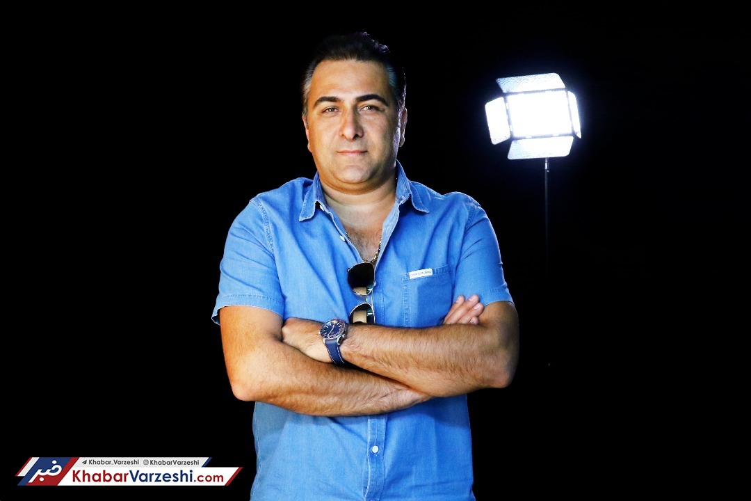 تشت‌زر: به من می‌گفتند چرا به خانم‌ها امضا می‌دهی؟