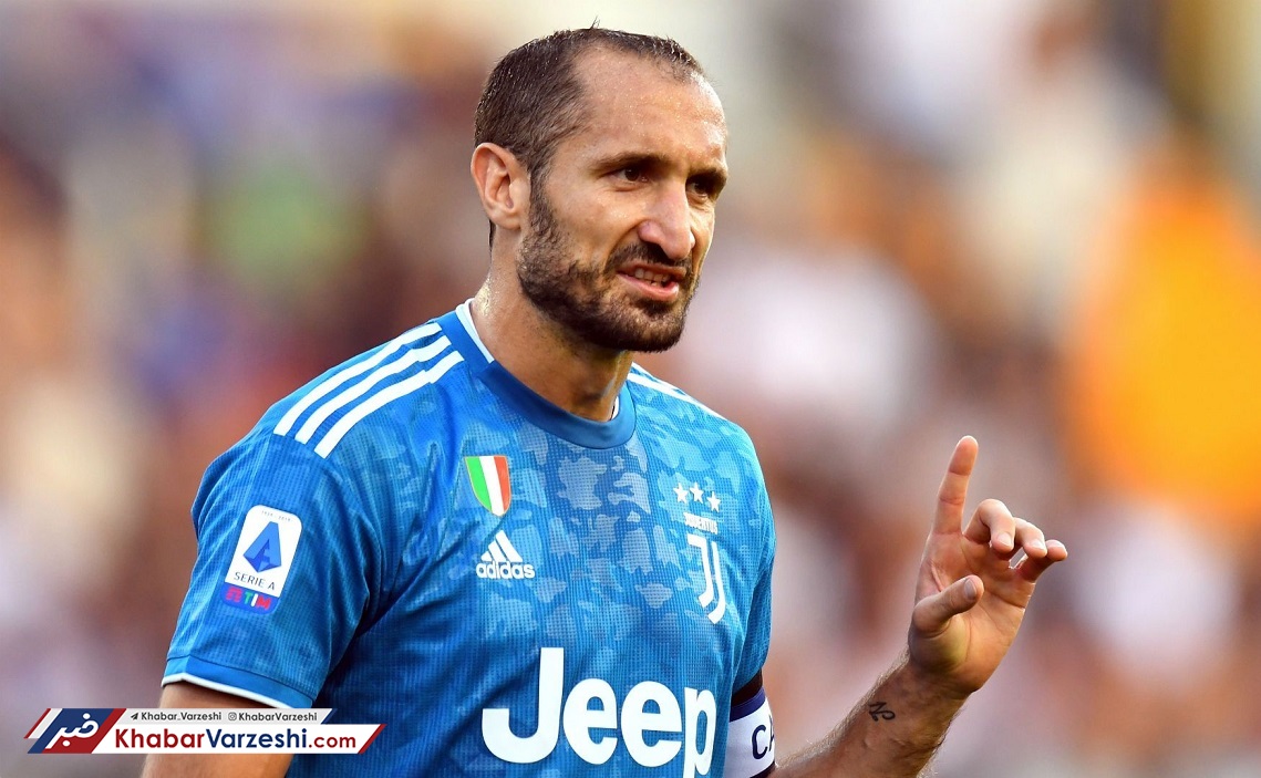 عکس| کاپیتان یوونتوس شش ماه خانه نشین شد