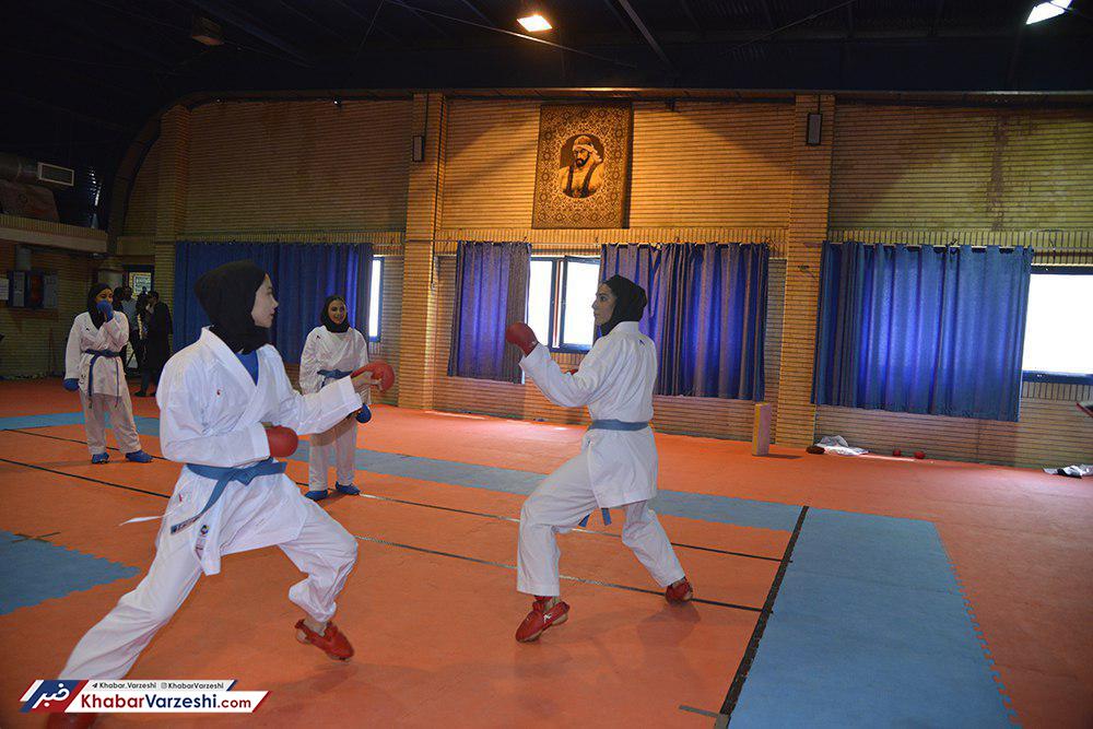 مبارزه شیر زنان کاراته ایران با ستارگان دنیا