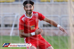 تکلیف مهاجم پرسپولیس تا پنجشنبه مشخص می‌شود