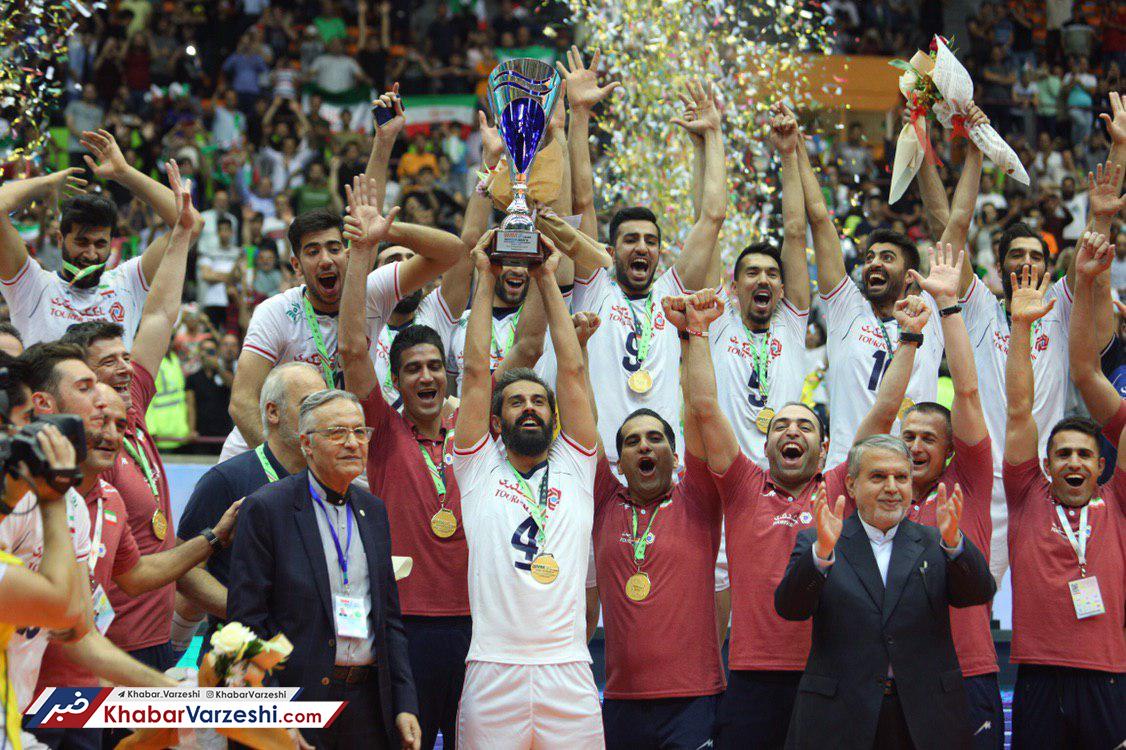 گزارش تصویری| جشن سومین قهرمانی والیبال ایران در آسیا