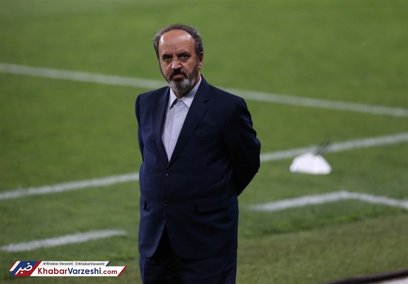 زمانی: اشک مردم را درمی‌آورند و در تمرین لبخند می‌زنند!