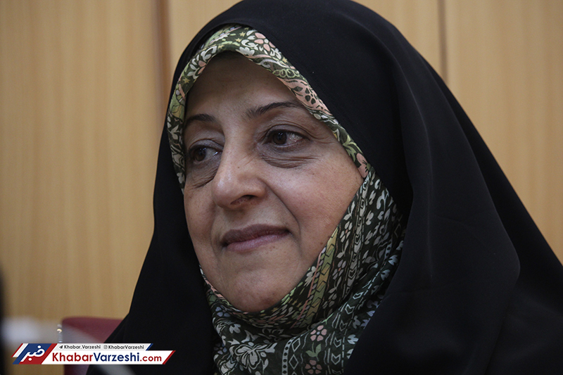 ابتکار: حضور زنان در ورزشگاه‌ها باید با رعایت مسایل شرعی باشد